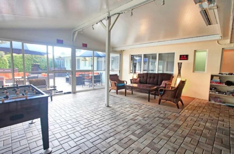 SunriseLakeWorthGameRoom 1000x660 1 768x507